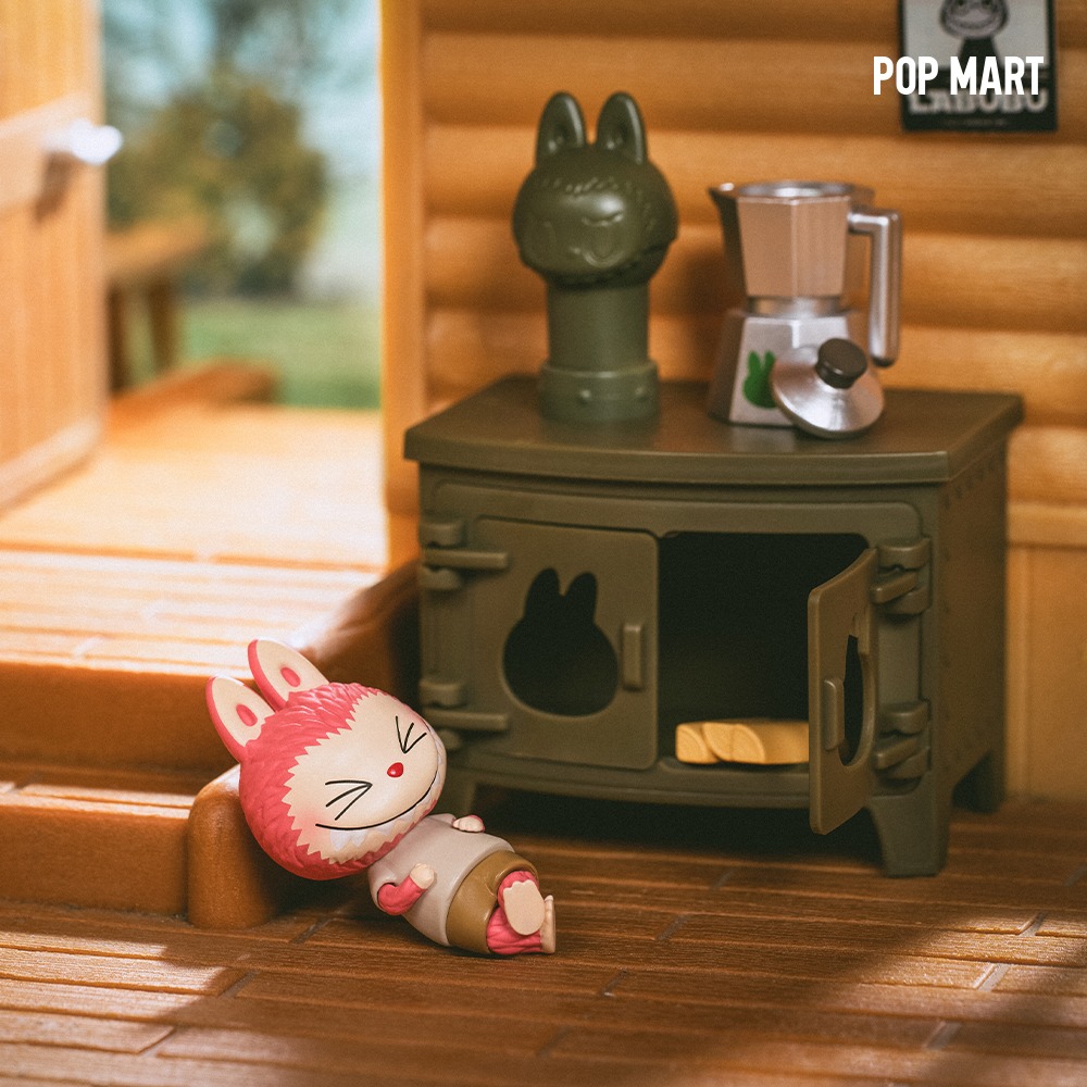 POP MART KOREA, THE MONSTERS Home of the Elves Series Prop - 라부부 집 요정 시리즈 (랜덤)
