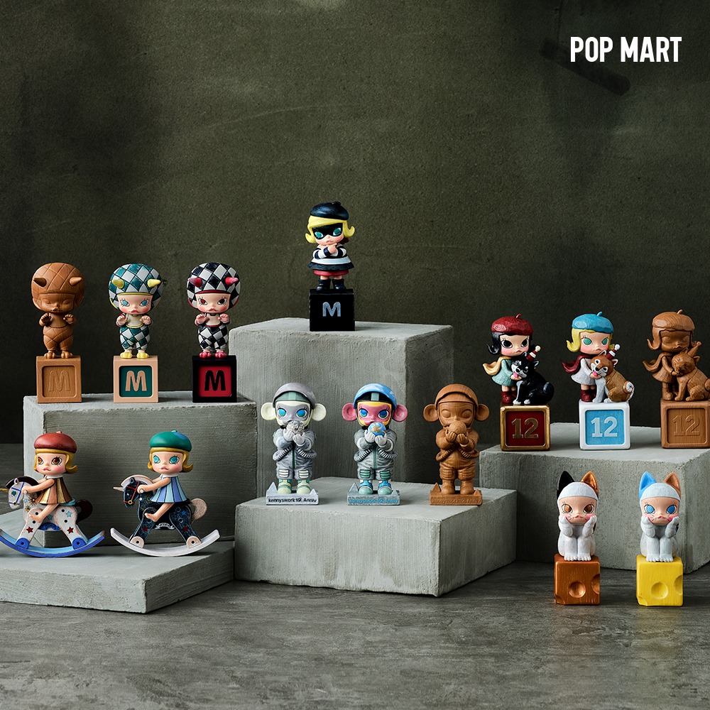 POP MART KOREA, MOLLY Anniversary Statues Classical Retro - 몰리 애니버서리 클래식 레트로 시리즈 (박스)
